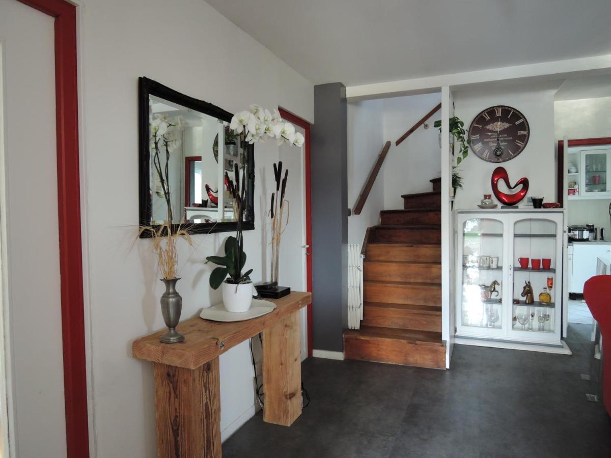 Les Pingouins De La Marne Bed & Breakfast เลอแปโรซูร์มาร์น ภายนอก รูปภาพ